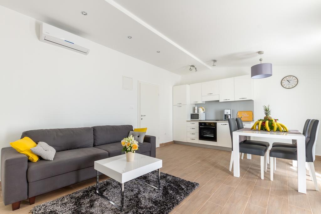 Panorama Holidays Kaštel Stari Eksteriør bilde
